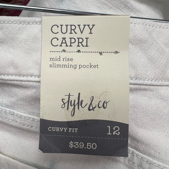 Style & Co capri jeans - Picture 3 of 3